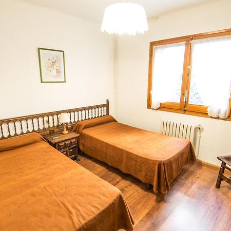 Xalet Riba - Hut 8077 Villa อรินซัล ภายนอก รูปภาพ